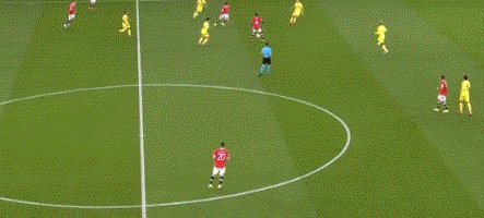 竞技宝官网-【欧冠】C罗补时5分钟绝杀！曼联2比1逆转黄潜